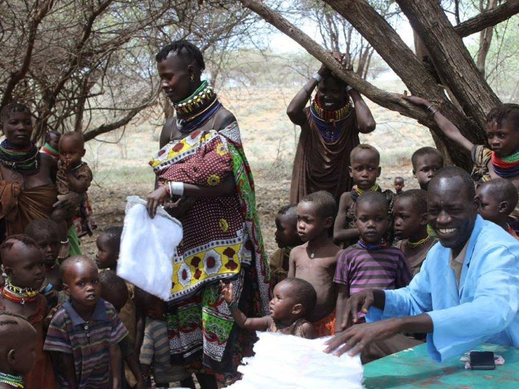 Atención en salud preventiva y curativa, especialmente en los menores de 6 años.